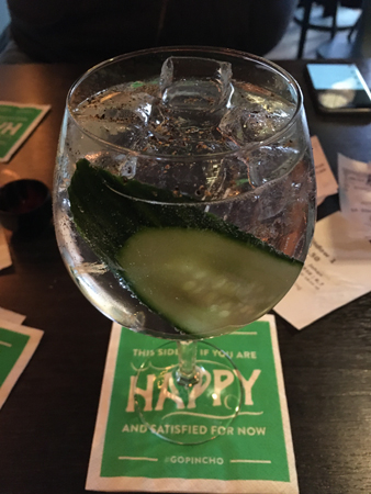 GT med gurka och svartpeppar