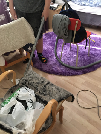 E dammsuger Pojkrummet