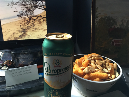 Öl och snacks vid datorn