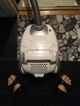 Helvetesmonstret mellan mina fötter