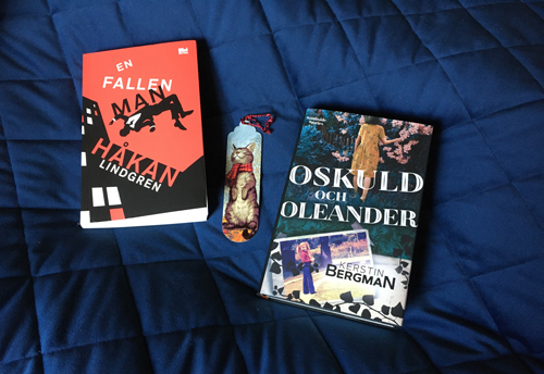 Böckerna En fallen man och Oskuld och oleander