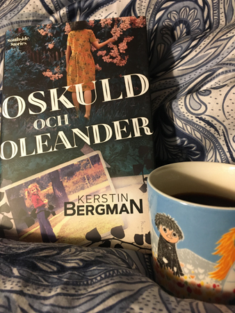 Boken Oskuld och oleander och kaffe på sängen