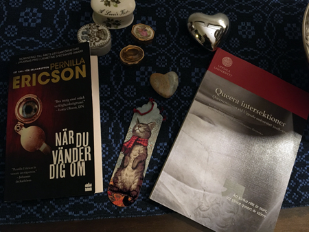 Böckerna När du vänder dig om och Queera intersektioner