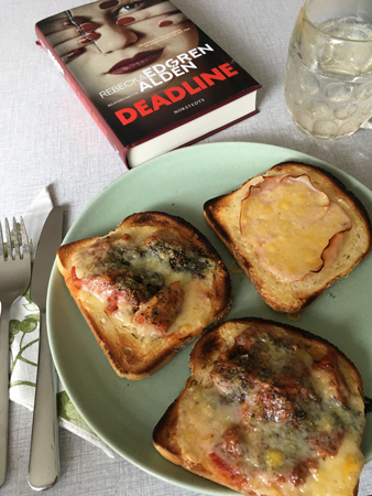 Varma mackor och boken Deadline