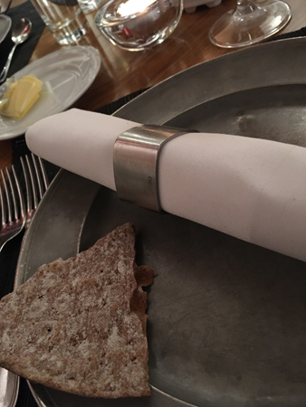 Rustikt vid middagen i Söderfors