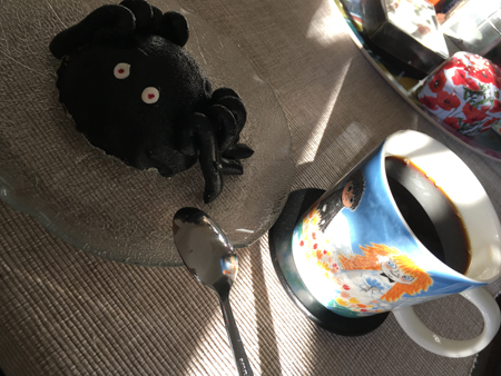 Spindelbakelse och kaffe