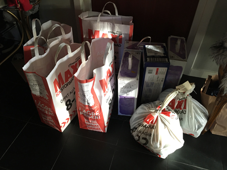 Hemleverans av varor från ICA Maxi Stenhagen