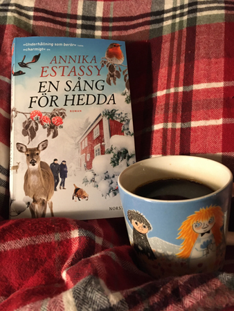 En sång för Hedda kaffe och rödrutiga flanellakan