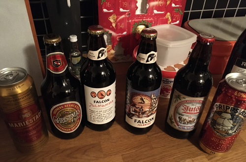 Sex stycken julöl av olika sorter