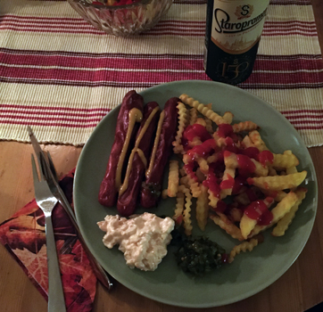 Kycklingkorv med pommes och Staropramen