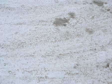 Snö på is i vändplan