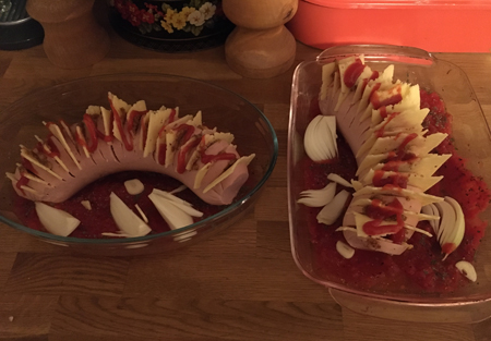 Falukorv och kycklingkorv i ugnsfasta formar