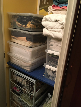 Utrensat o välstädat linneskåp