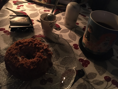 Munk och kaffe ägg after eight