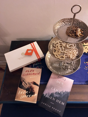 Böckerna Överlevarna och Den långa vägen hem