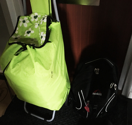 Fullpackad Dramaten och ryggsäck