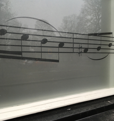 Noter på fönster