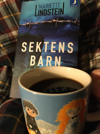 Sektens barn och kaffemugg