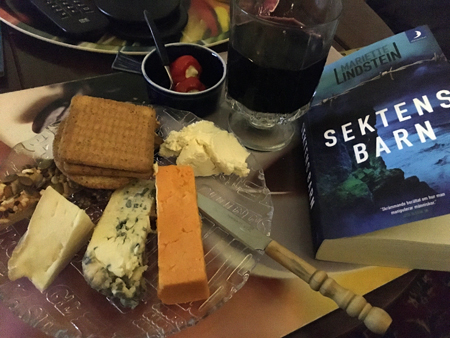 Ostassiett vin och Sektens barn