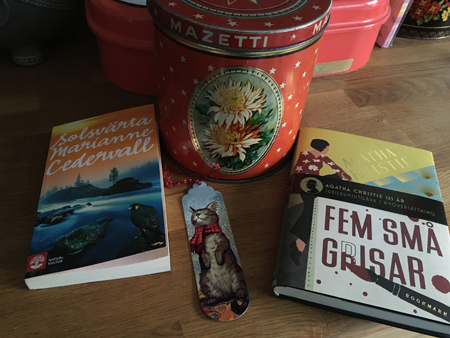 Böckerna Solsvärta och Fem små grisar