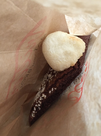 Chokladkaka och kokostopp i Trillerpåse