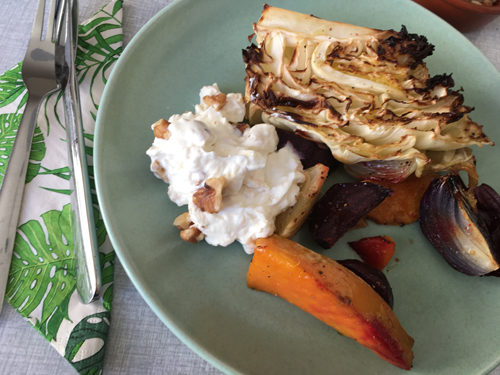 Rotsaker med turkisk yoghurt chèvre honung o valnötter