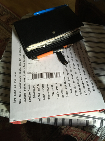 Paket från Akademibokhandeln