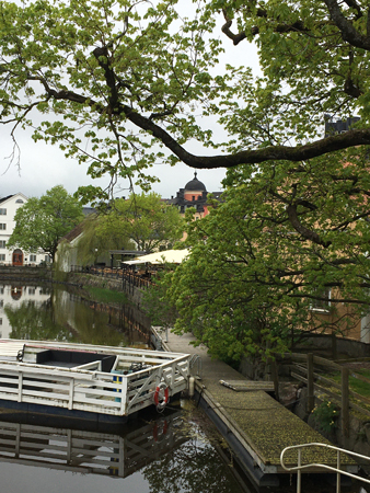 Vid St Olofsbron över ån