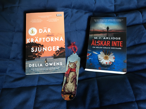Böckerna Där kräftorna sjunger och Älskar inte
