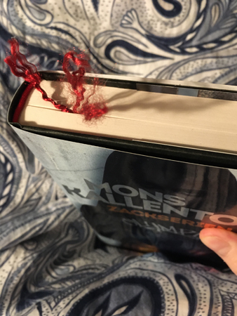 Knappt halvvägs i boken