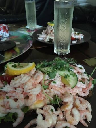 Räkmackor och prosecco