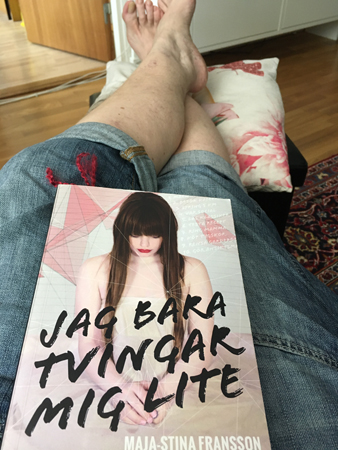 Boken Jag bara tvingar mig lite i knäet