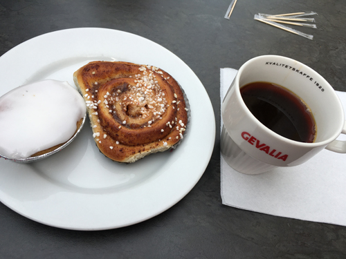 Gofika hos Ubbes på Ekön samt tandpetartjuvgods