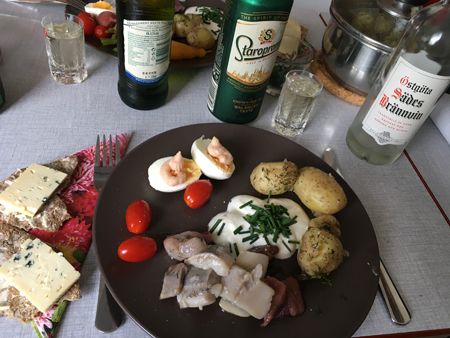 Sill och vår egen potatis