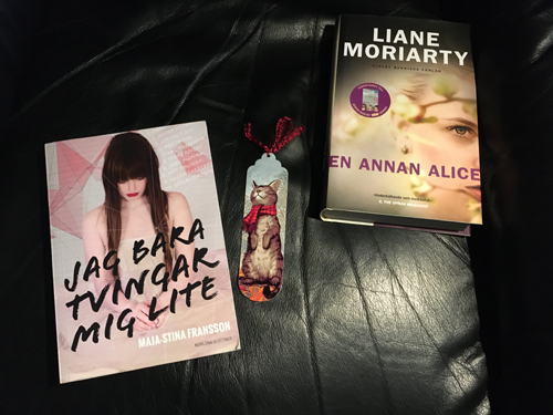 Böckerna Jag bara tvingar mig lite och En annan Alice