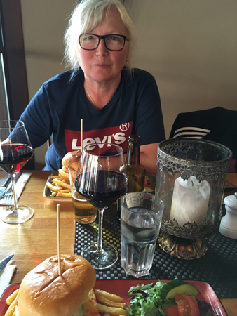 Anna och våra burgare