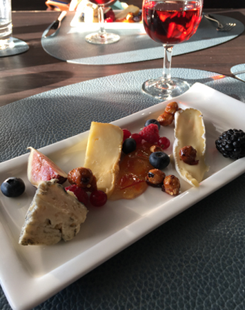 Ostar och dessertvin