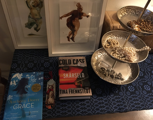 Böckerna Grace och Cold case Skärseld