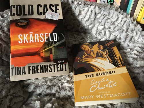 Böckerna Cold Case Skärseld och The Burden