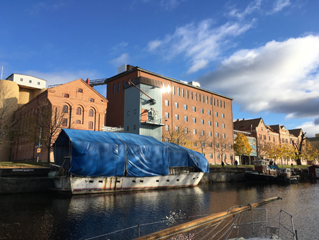 Båtar vid hamnen Uppsala