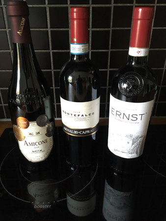 Tre italienska rödviner Amicone Montefalco Ernst utvalda