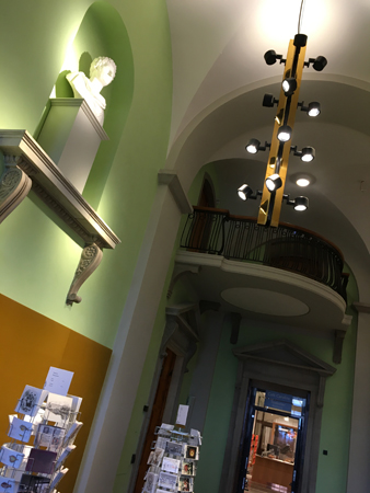 Entrén i Carolina Rediviva