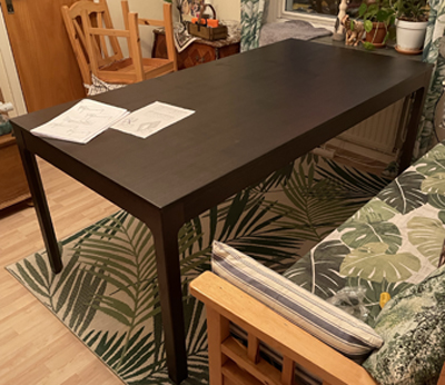 Nytt matsalsbord Foto: Anna