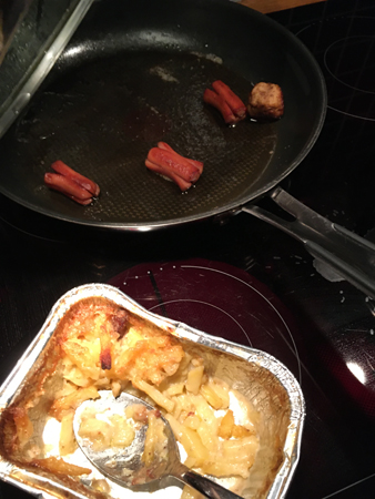 Jultallrik hemma med sill potatis ägg öl o snaps