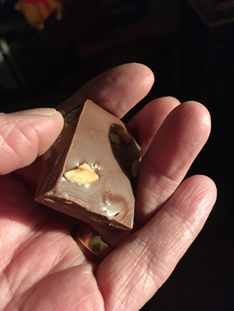 Nougat med hasselnötter Annas julgodis 2021