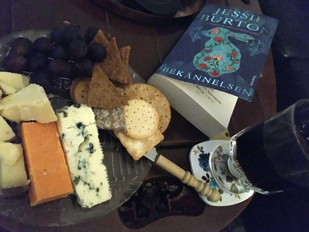 Ostassiett ripasso och boken Bekännelsen