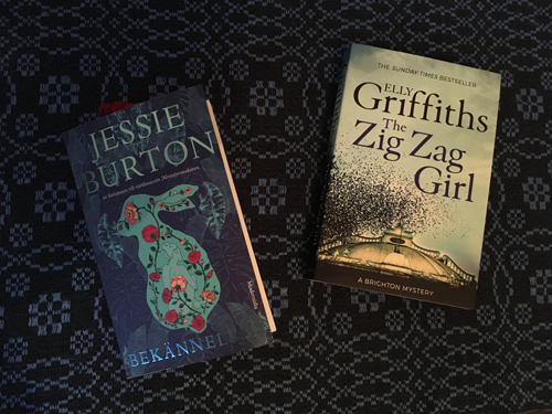 Böckerna Bekännelsen och The Zig Zag Girl