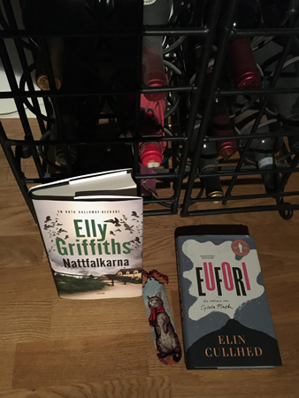 Böckerna Nattfalkarna och Eufori