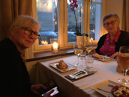 Anna och Annas snälla mamma på Granhof