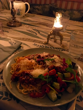 Torsdagspasta med kycklingfärssås